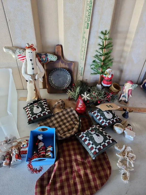 Christmas Ornaments, Ceramic Hand Painted Santa, Wood Candle Holder, Etc. Santa/Tree Damaged