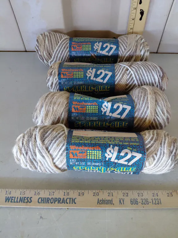 Vintage Sparkle-Aire Knitting Yarn Color 141 Beige Ombre, 3 oz