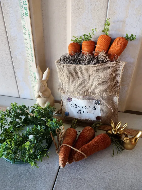Folk Art Carrots, Greenery Wreath, Etc.