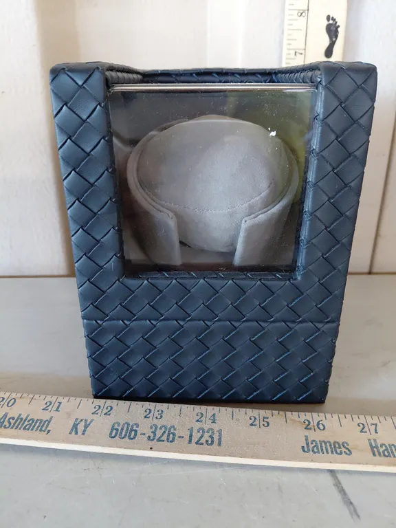 Battery Operated Watch Rotator 5"X5"X6.5"