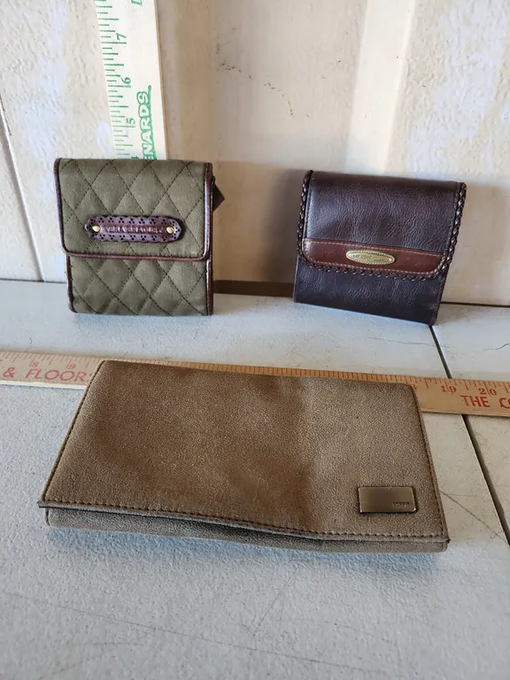 Wallets-Vera Bradley, Spirit, & Liz Claiborne