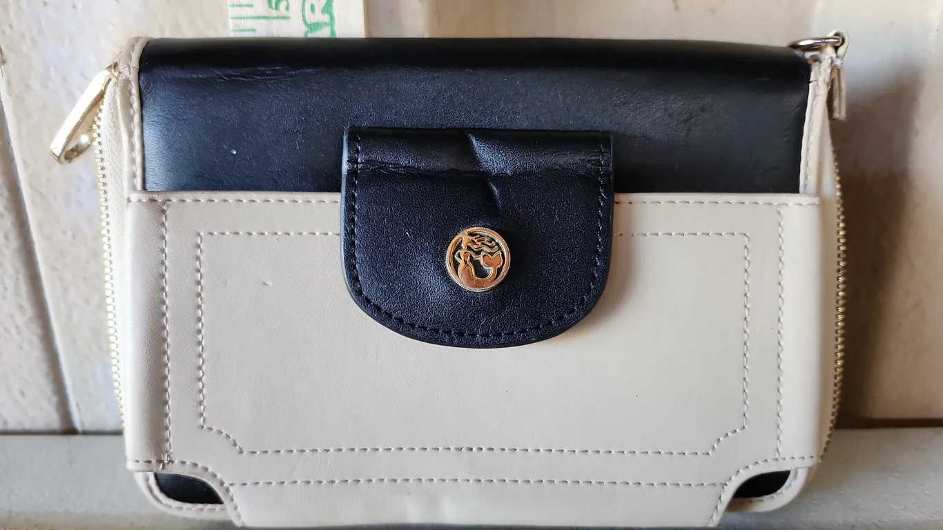 Spartina Daufuskie Island Genuine Leather Wallet