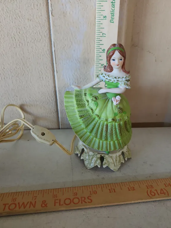 Vintage Porcelain Woman Lamp 7" Tall