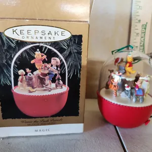1994 Hallmark Keepsake Winnie The Pooh Parade Motion & Music Ornament