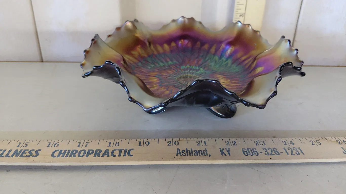 Vintage/Antique Northwood Amethyst Carnival Glass Sunflower Footed Bowl 9"X9"X3"