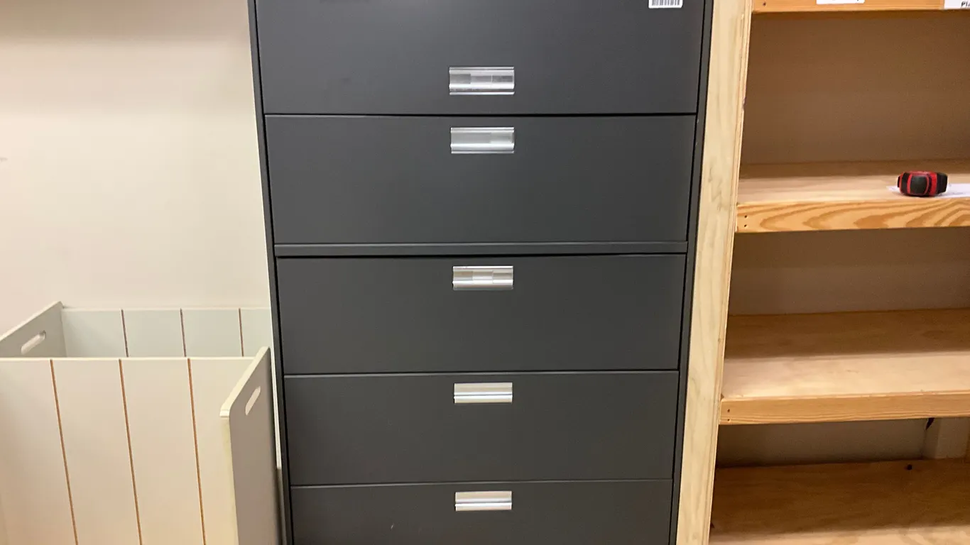 5-DRAWER METAL FILE CABINET