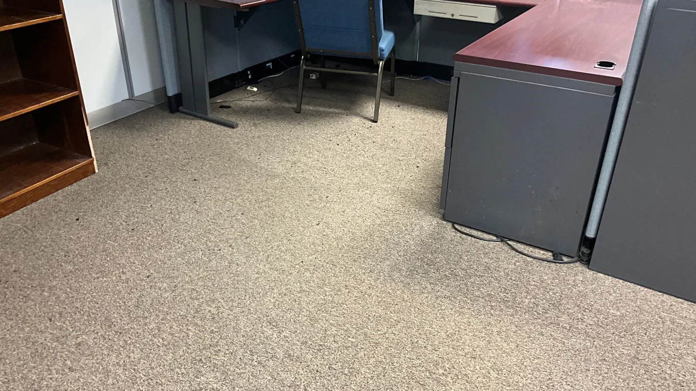 WOODEN U-SHAPED DESK