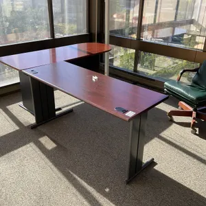 QTY OF (2) DESKS, (1) METAL FILE CABINET, (4) ROLLING OFFICE CHAIRS