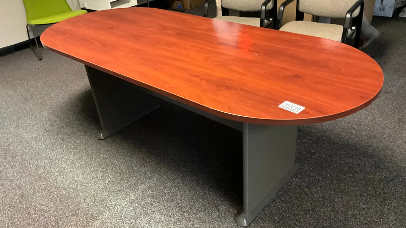 OVAL CONFERENCE TABLE