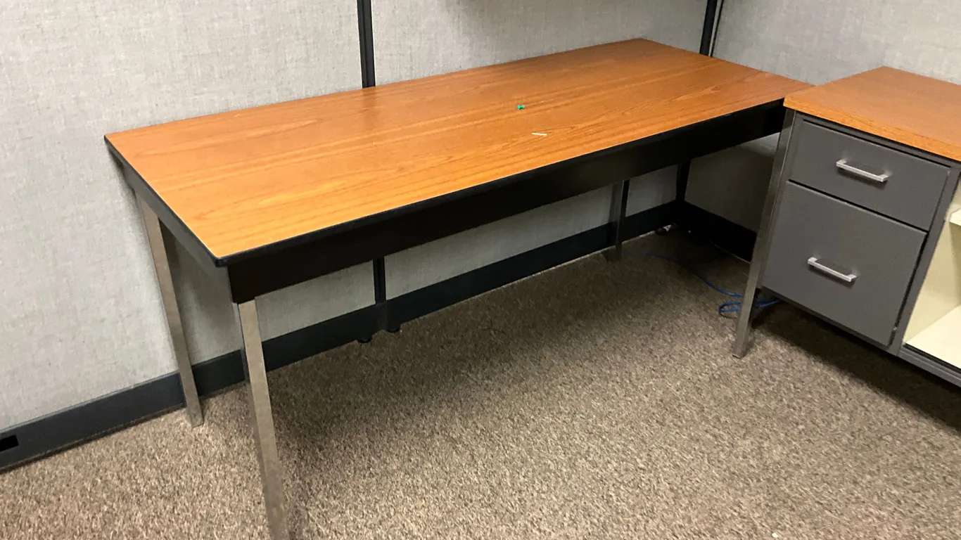 QTY OF. (2) DESKS, & (1) METAL FILE CABINET