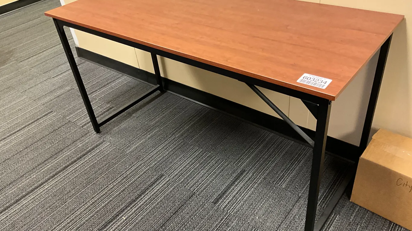 QTY OF (1) TABLE