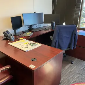 U-SHAPED EXECUTIVE DESK