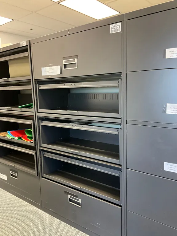 36”X18”X65” METAL FILE CABINET