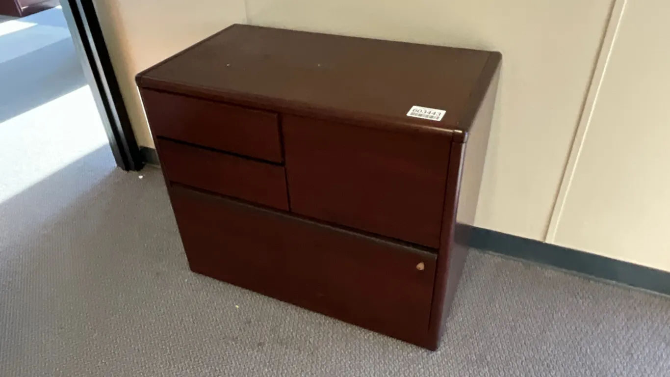 36”X20”X29” END TABLE
