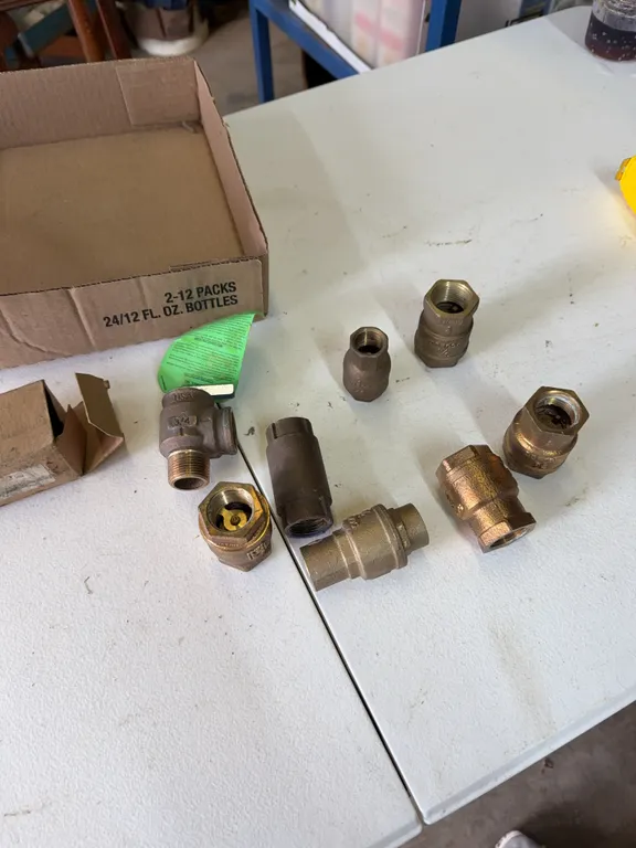 Brass 3/4 in in-line valves, pressure, relief valve
