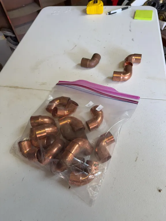 Copper Street elbows and 90 degree elbows /18 pieces 1 inch