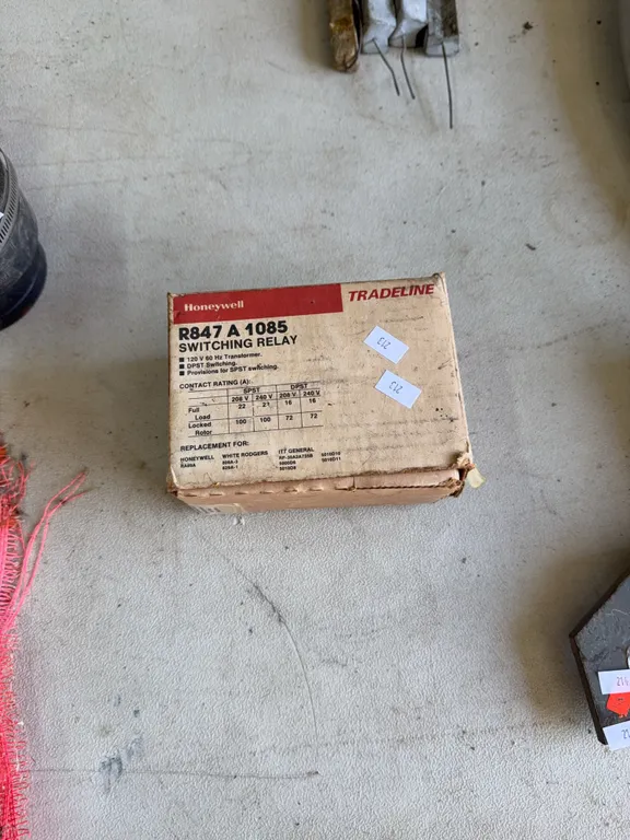 Honeywell switching relay unused in box
