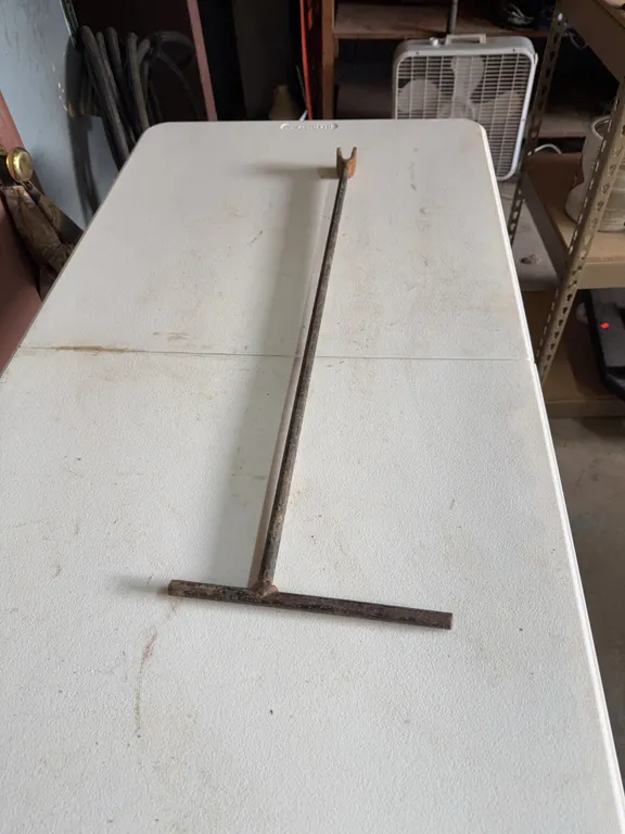 Leech field valve handle 30 inches