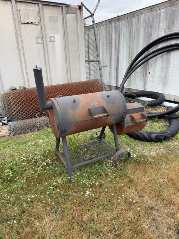 Oklahoma Joe Smoker