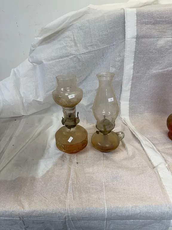 2 Kerosene oil lamps