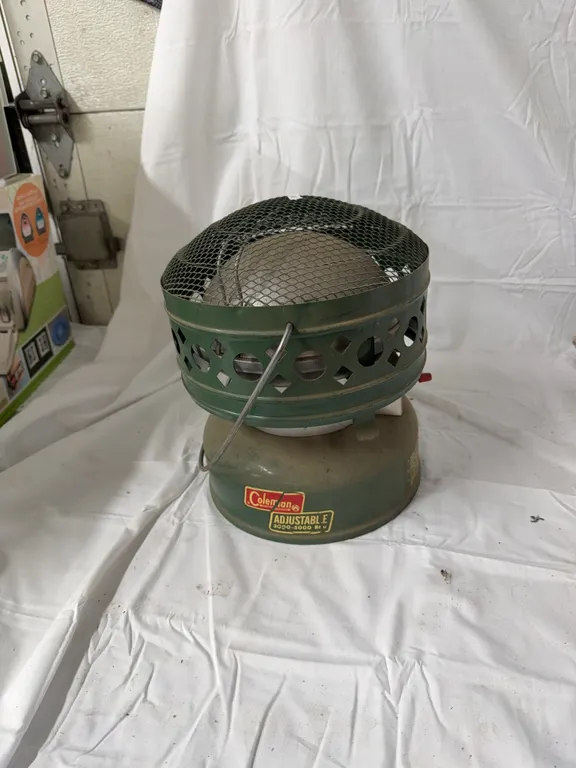Coleman 3k-5k btu adjustable heater