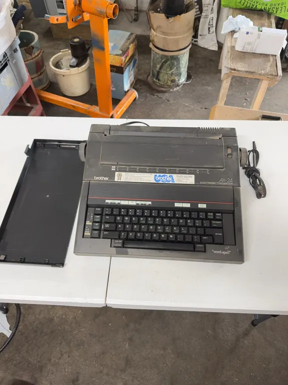 Working brother typewriter