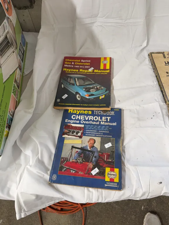 Chevy geo & metro repair manuals engine manual
