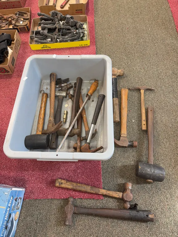 12 Hammers