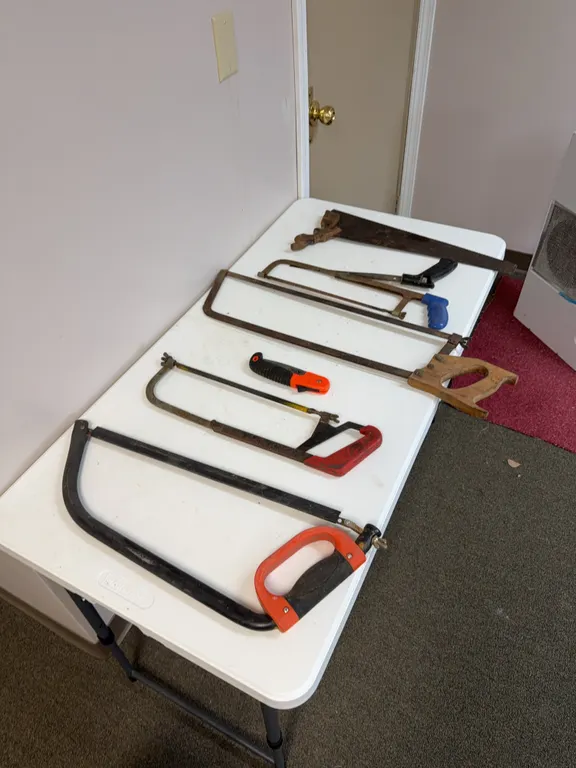 Hand saws