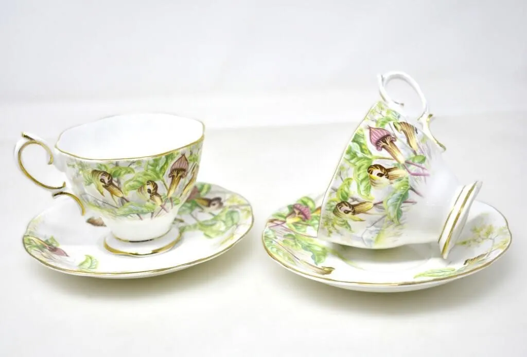 ROYAL ALBERT "JACK IN THE PULPIT" TEACUPS