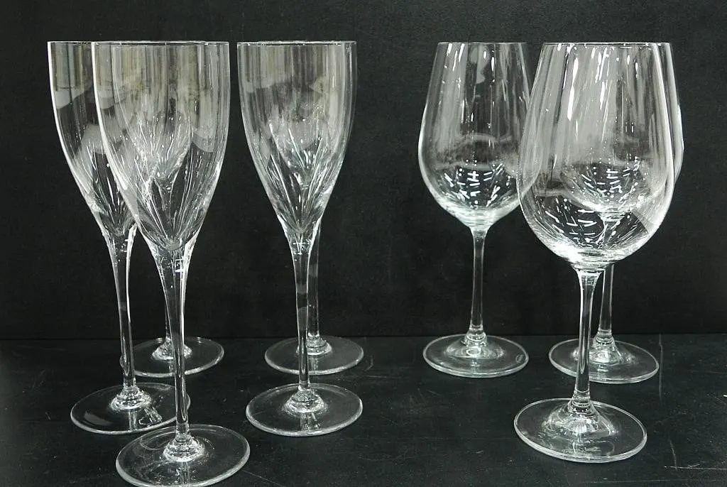 TALL CRYSTAL WHITE WINE GLASSES