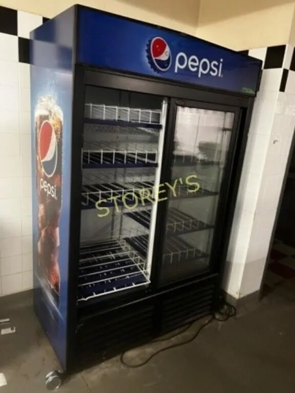 QBD 2dr Sliding Glass Door Cooler
