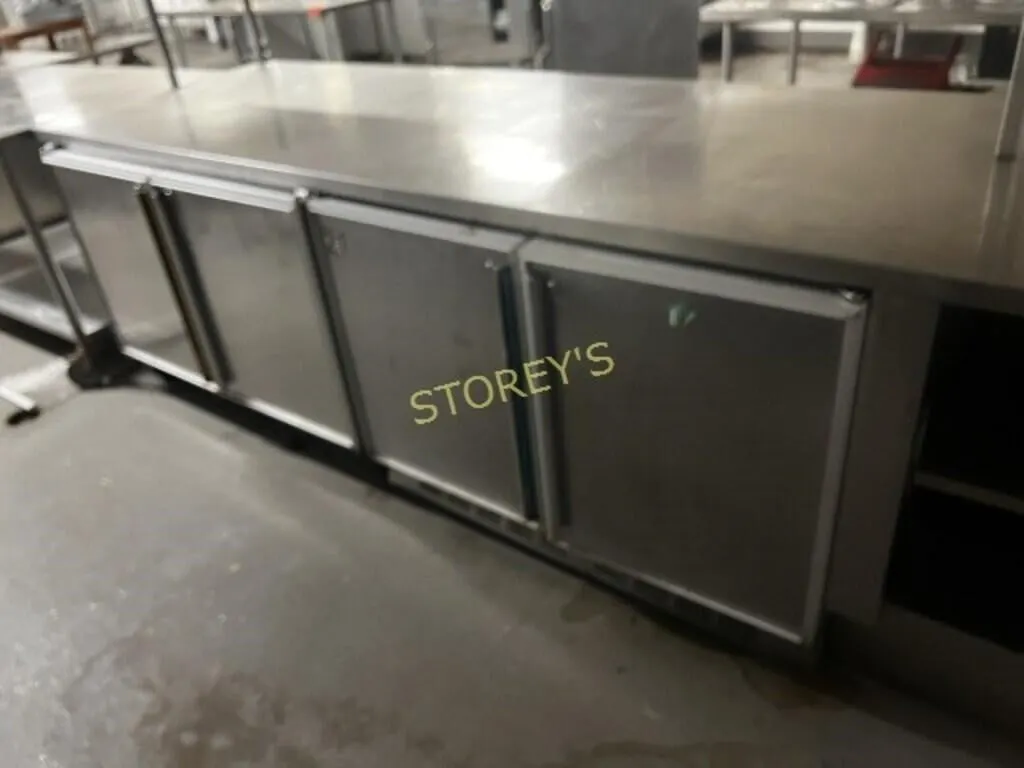 SilverKing 4dr U/C Cooler