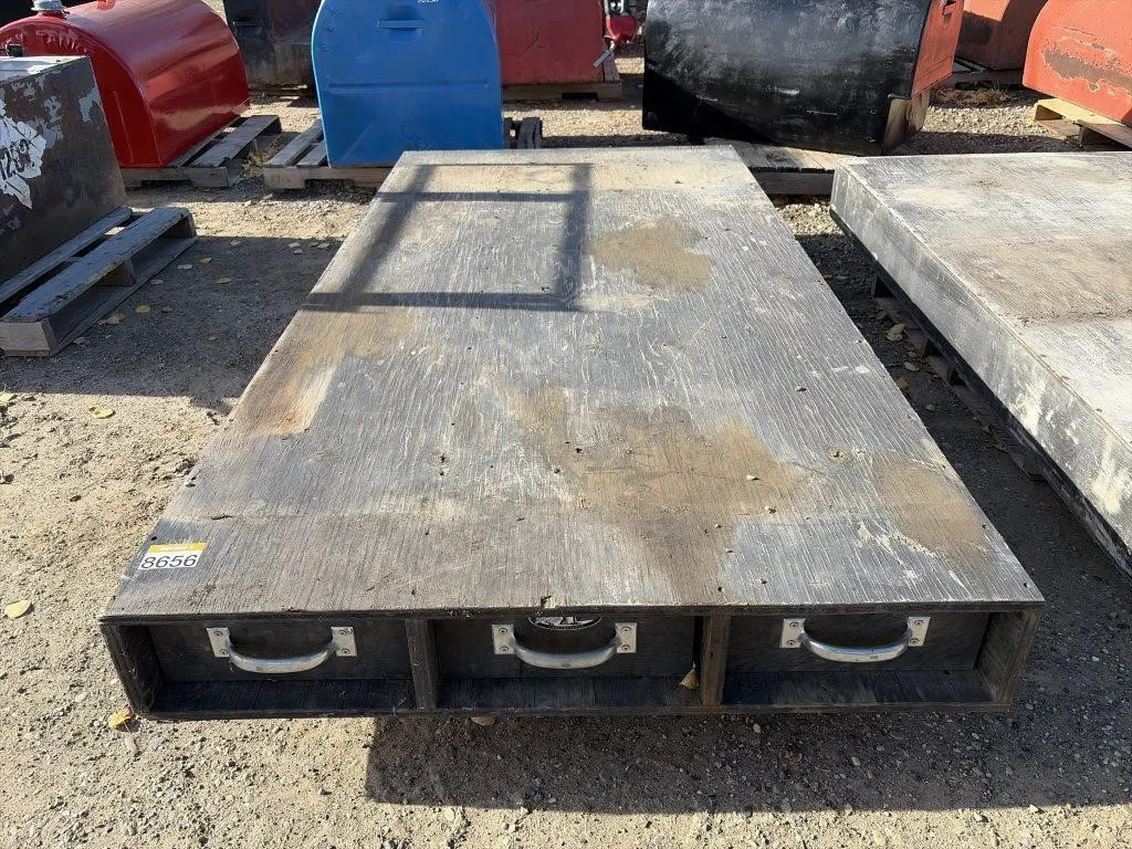Wooden Tool Box - 8 Ft