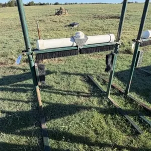Escoba Livestock Oiler