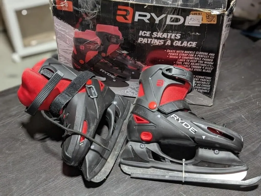 RYDE Adjustable Ice Skates in black and red