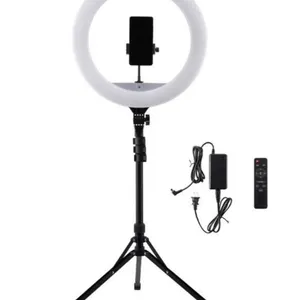 Vivitar 18-inch Circular Lighting Kit