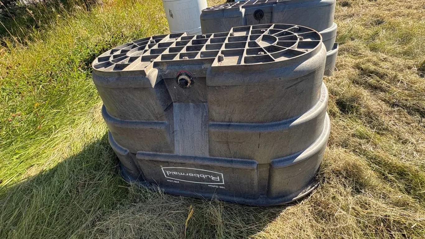 100-gal Water tank