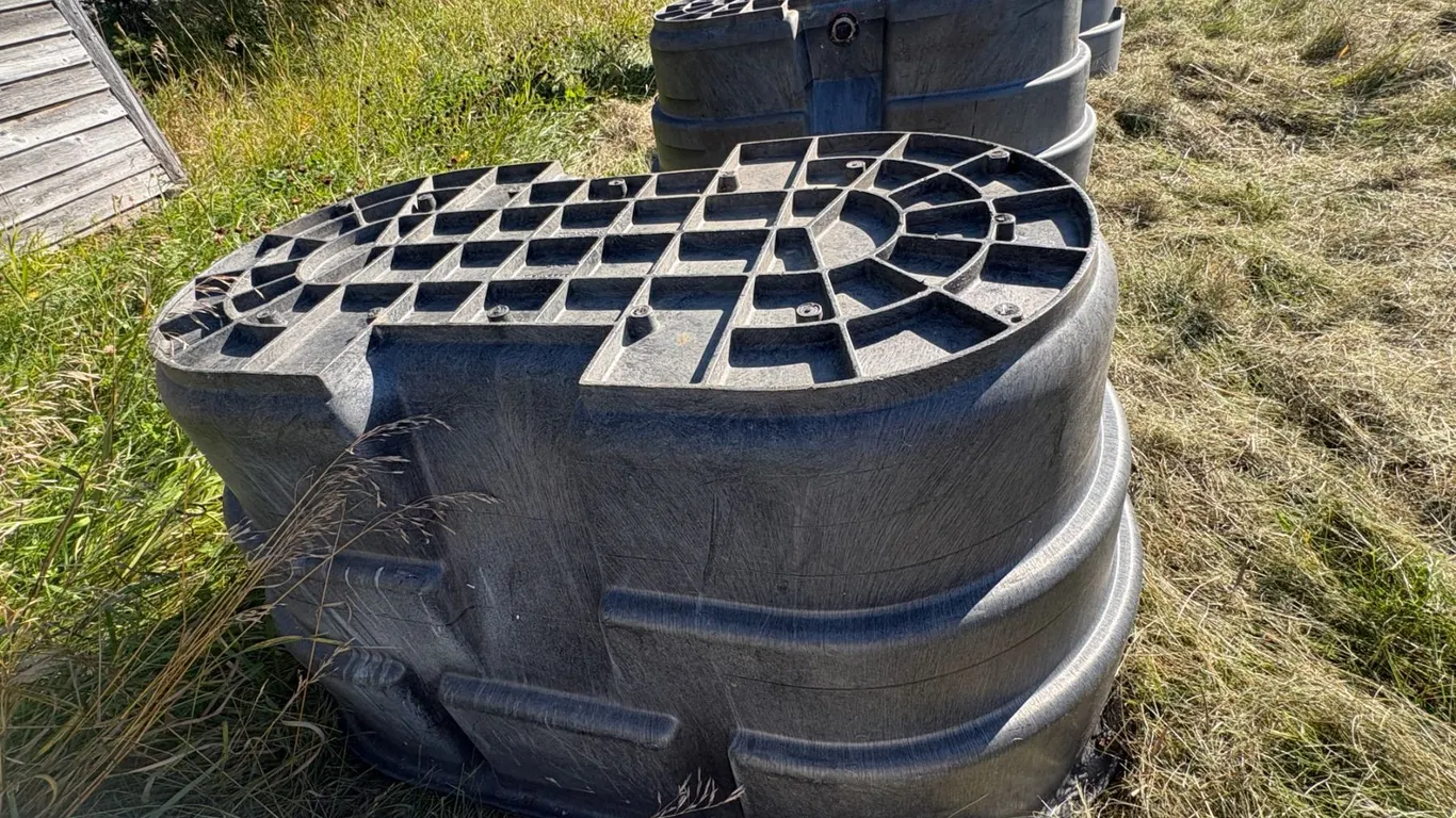 100-gal Water tank