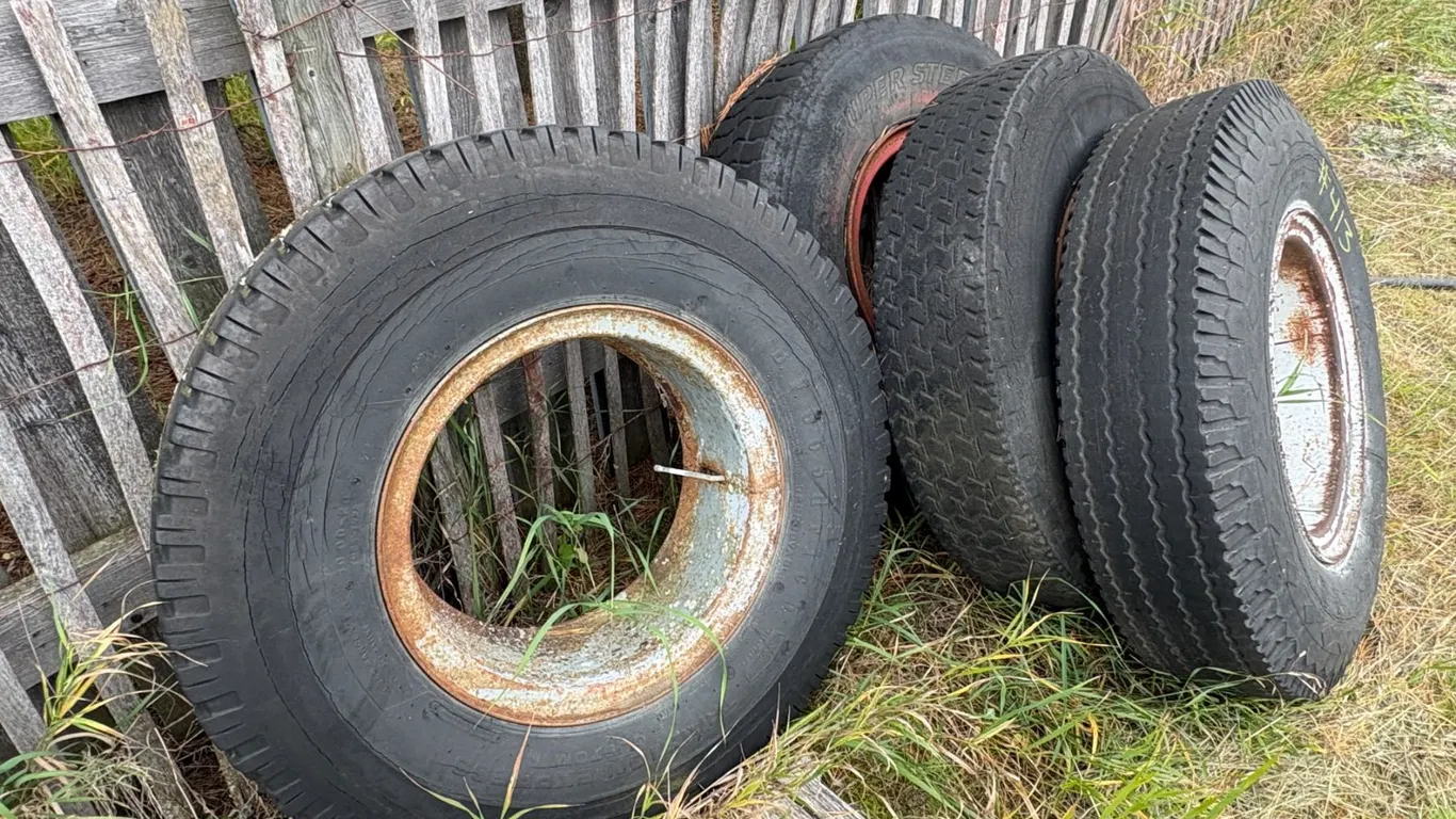 4- Used 10.00x20 Tires & rims