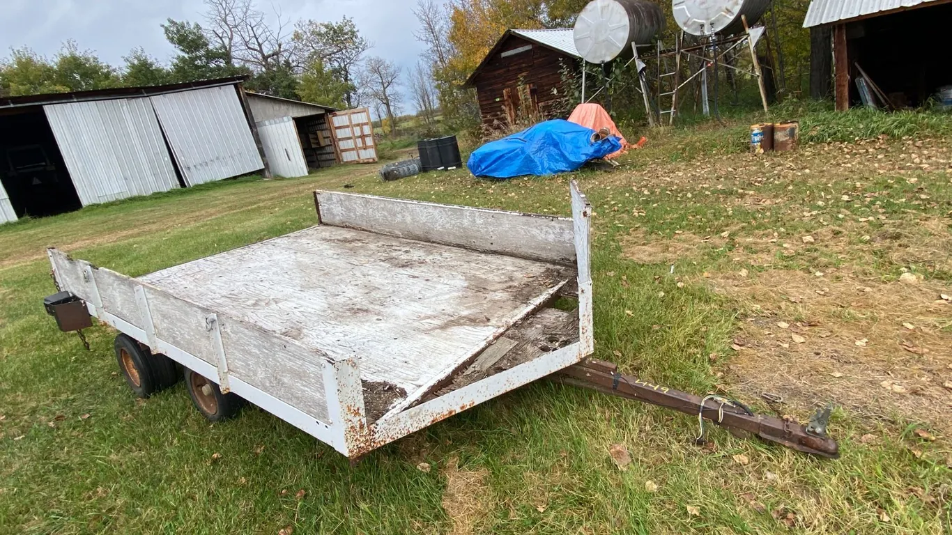 Double axle (skidoo - utility trailer), No # visible