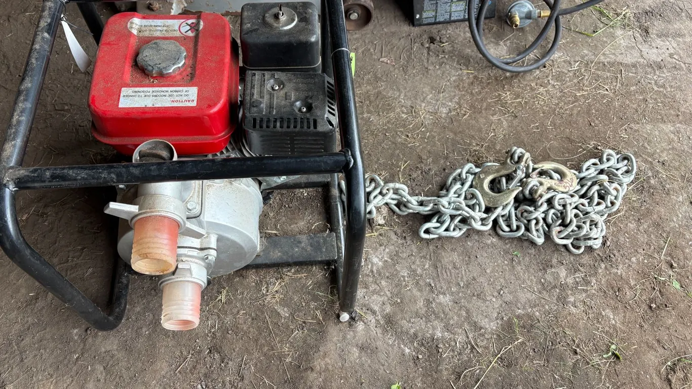 160 CE water pump & chain