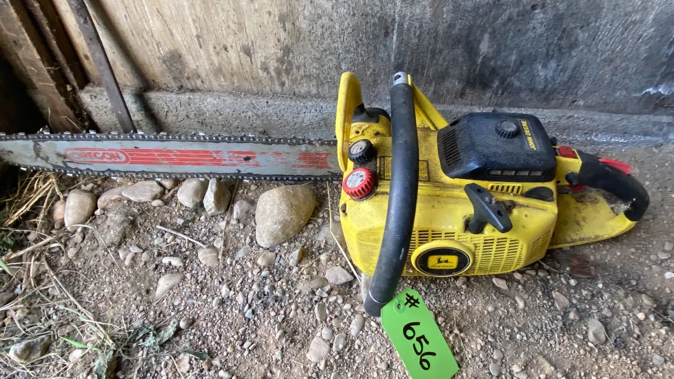 JD 65 EV chain saw