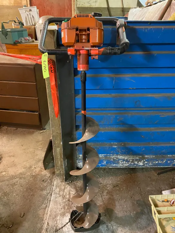 Husqvarna 225 Ice auger