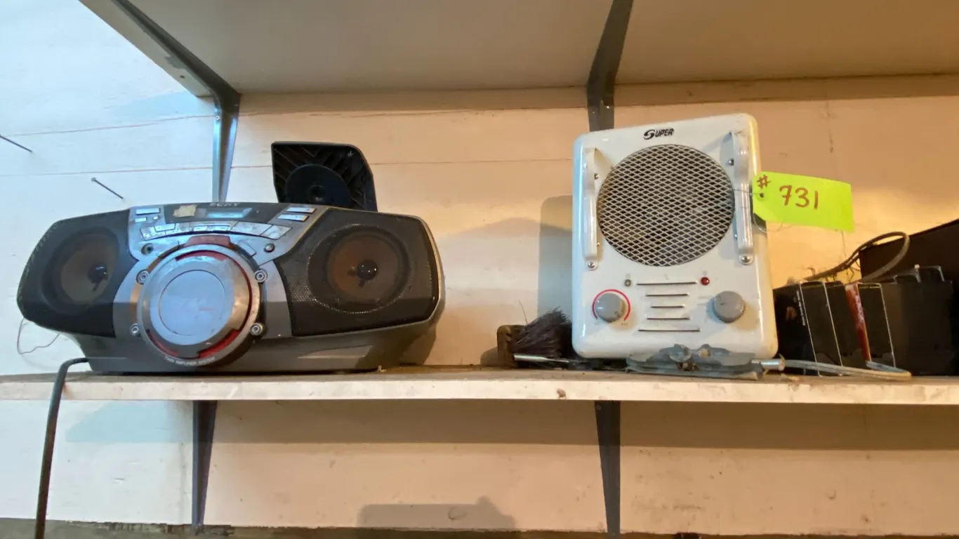 Heater, radio & gazettes