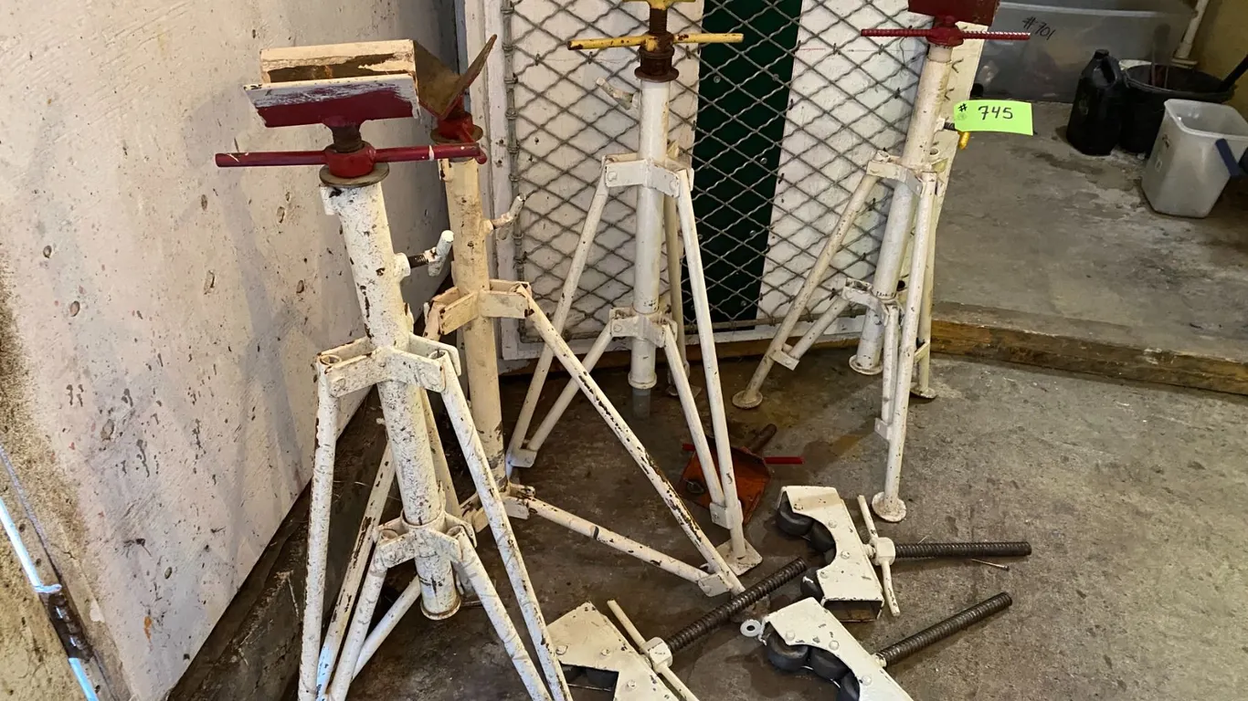 4- White pipe stands