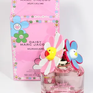 PINK DAISY MARC JACOBS MURAKAMI EAU DE PARFUM