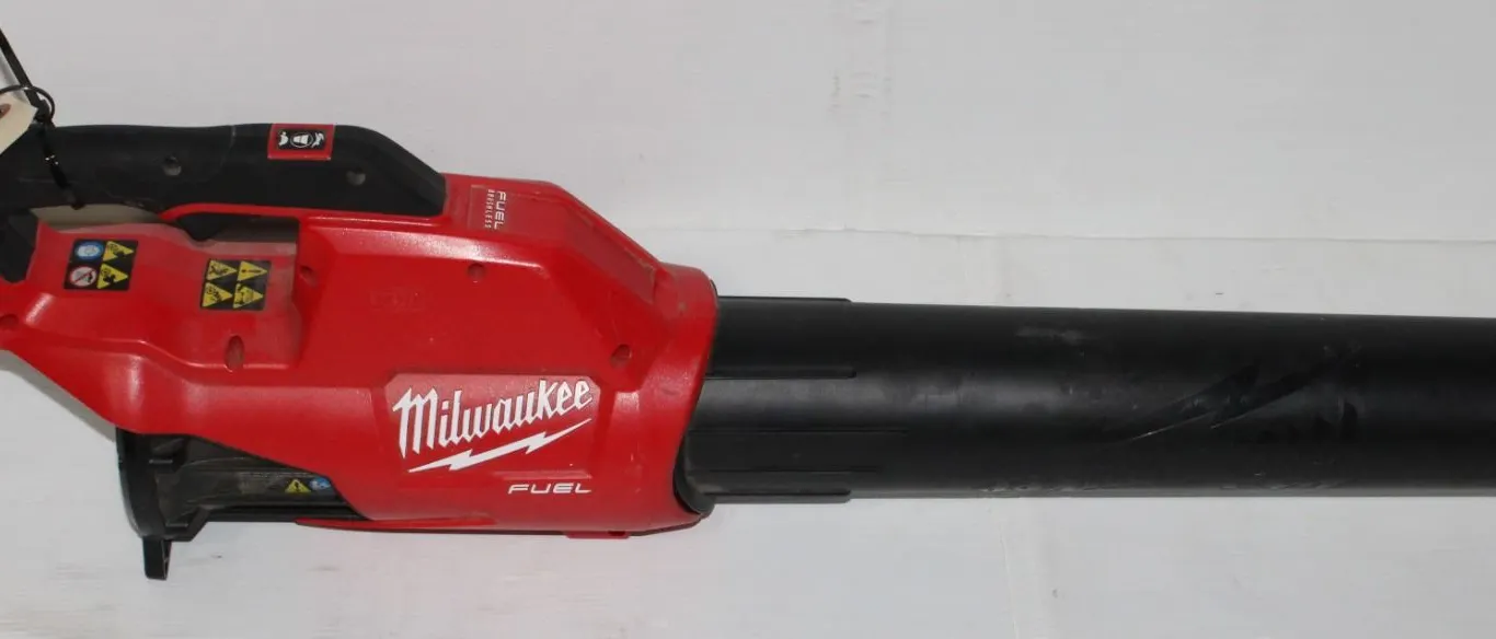 MILWAUKEE LEAF BLOWER (TOOL ONLY)
