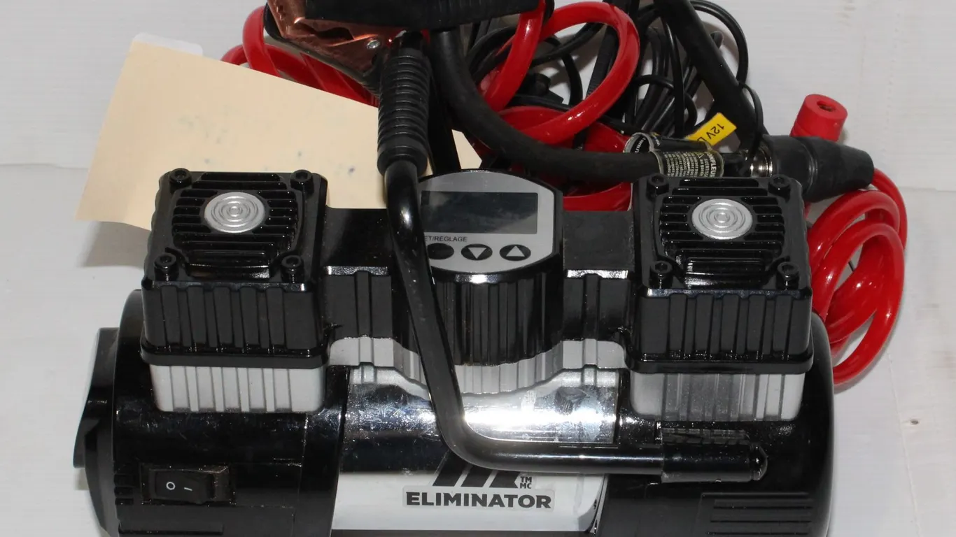 DIGITAL TIRE INFLATOR