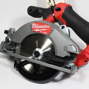 MILWAUKEE CIRCULAR SAW